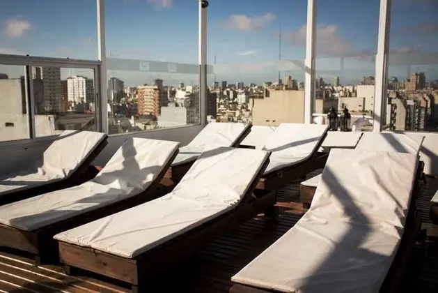 Isi Baires Apart &Suites