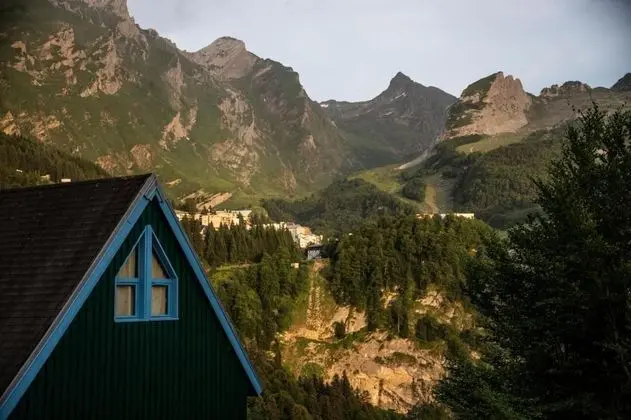 ISKÖ BaseCamp & Hôtel