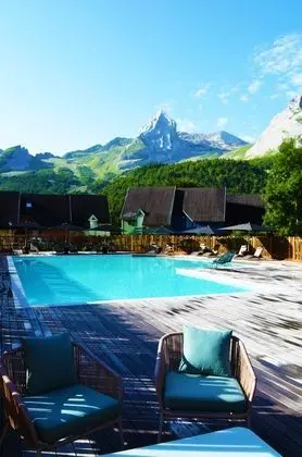 ISKÖ BaseCamp & Hôtel - Havuz