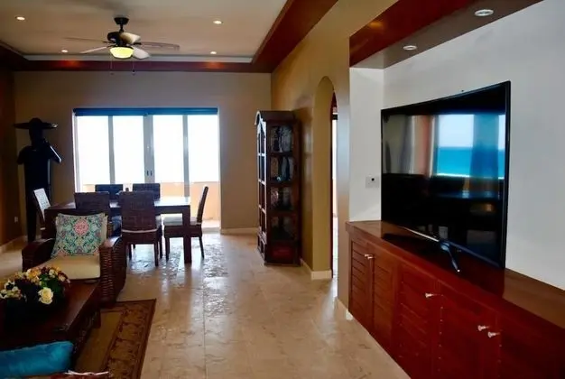 Isla 33 - 3 Bedroom Villa 2303/13 - Oda