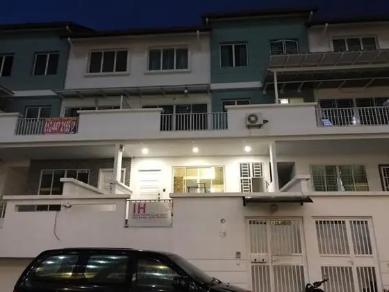 Island Hostel