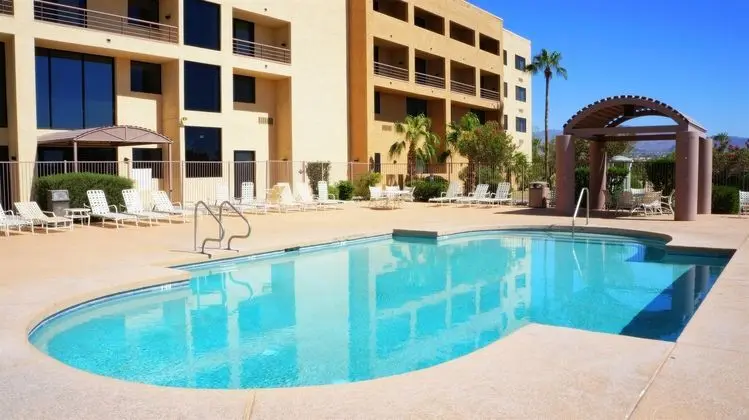 Island Inn Hotel