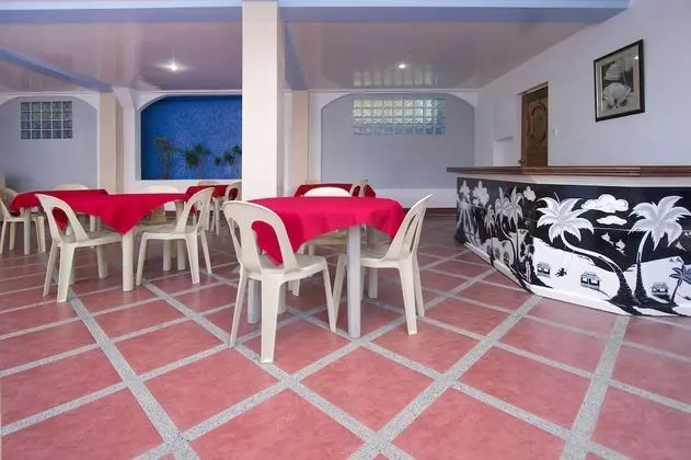 Island Jewel Inn - Yerinde Yemek
