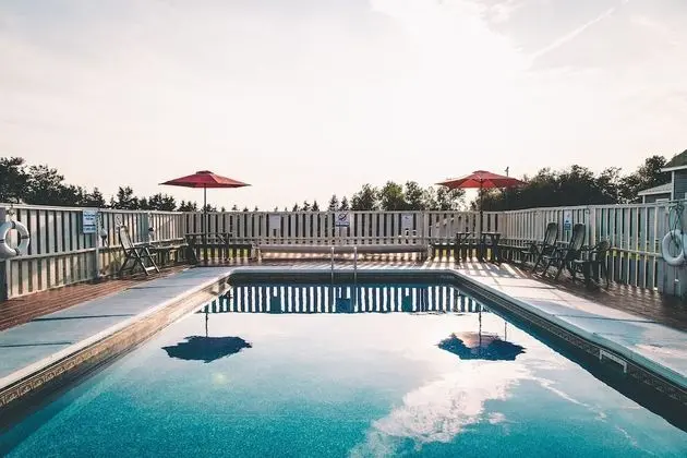 Island Life Cottage - Havuz