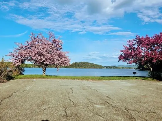 Island Pond Country Inn - Öne Çıkan Resim