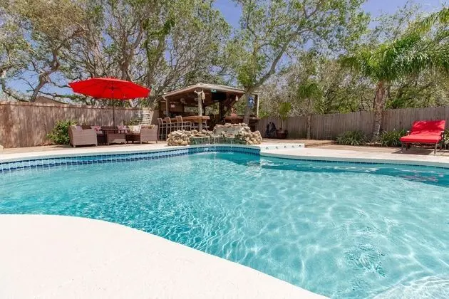 Island Retreat - Havuz