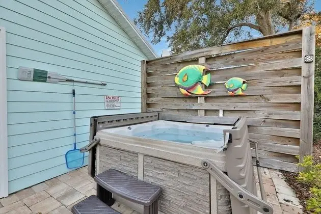 Island Retreat - Spa