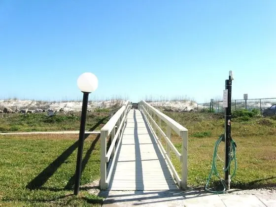 Island South - Dış Mekan