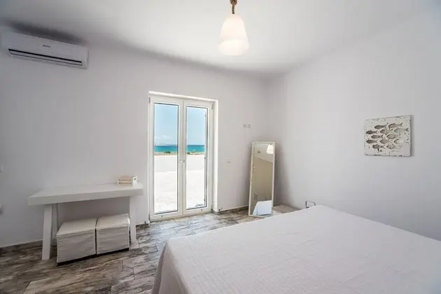 Island Wedding Paradise Villas by VillaRentalsgr - Oda