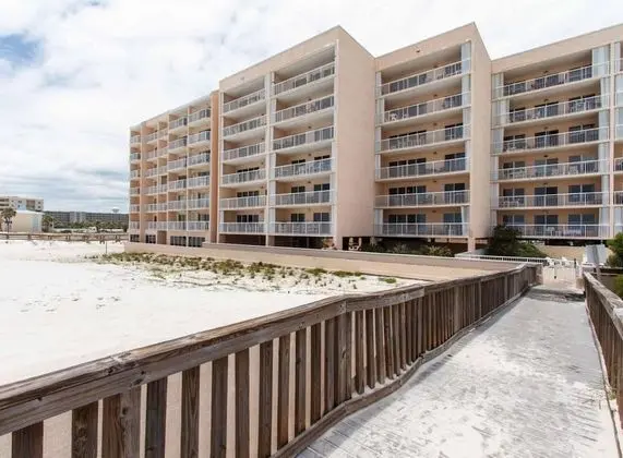 Islander Beach Resort by Panhandle Getaways - Plaj