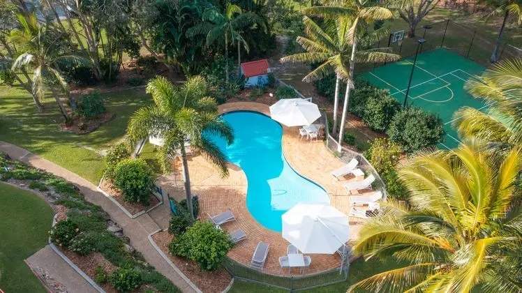 The Islander Holiday Resort - Havuz