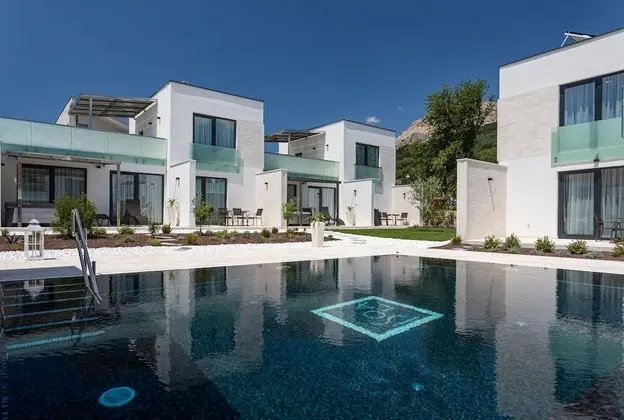 Hotel & Resort Isola