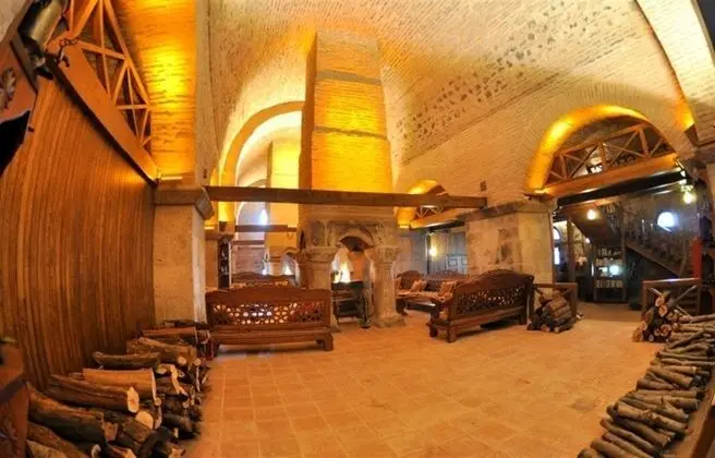 Issız Han Tarihi Butik Otel