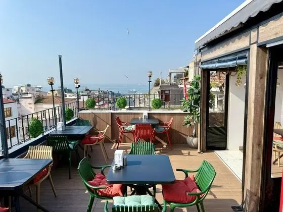 İstanbul Holiday Hotel