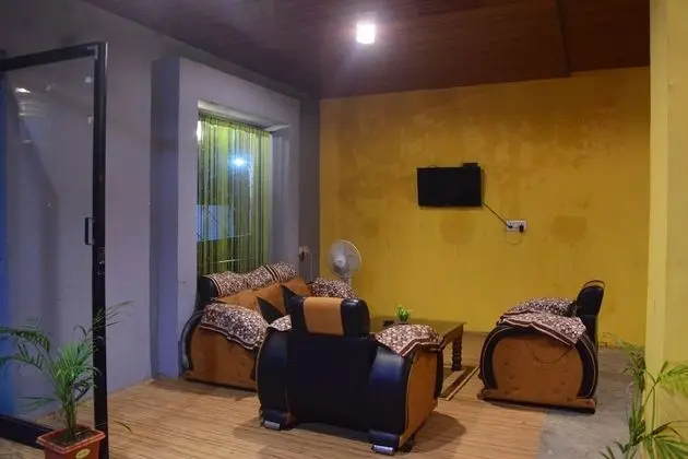 Istaqbal Hotel Mukki