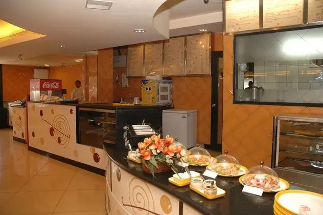 iStay Hotels Infantry Road - Yerinde Yemek