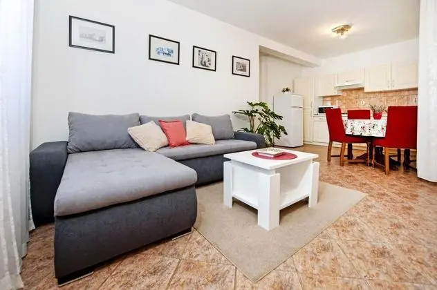 Ita 2 in Rovinj With 1 Bedrooms and 1 Bathrooms - Oda