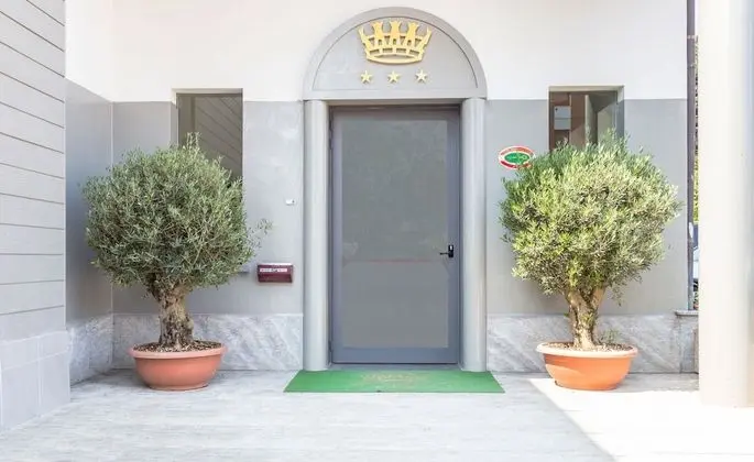 Hotel Italia Dormelletto - Dış Mekan