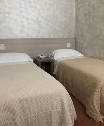 Hotel Italia Dormelletto - Oda