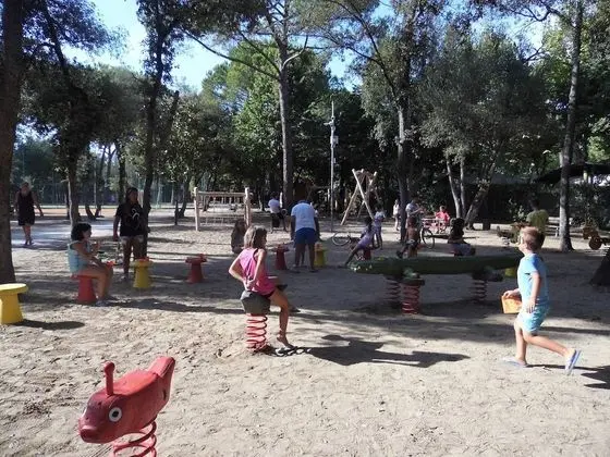 Italia Family Camping Village Viareggio - Dış Mekan