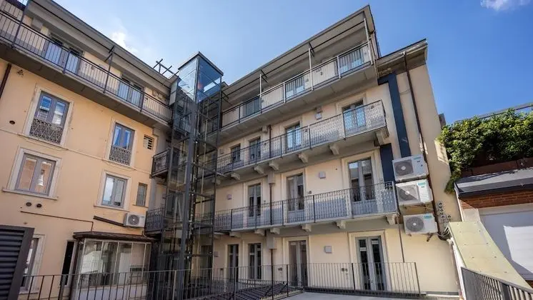 Italianway - The B Village Business