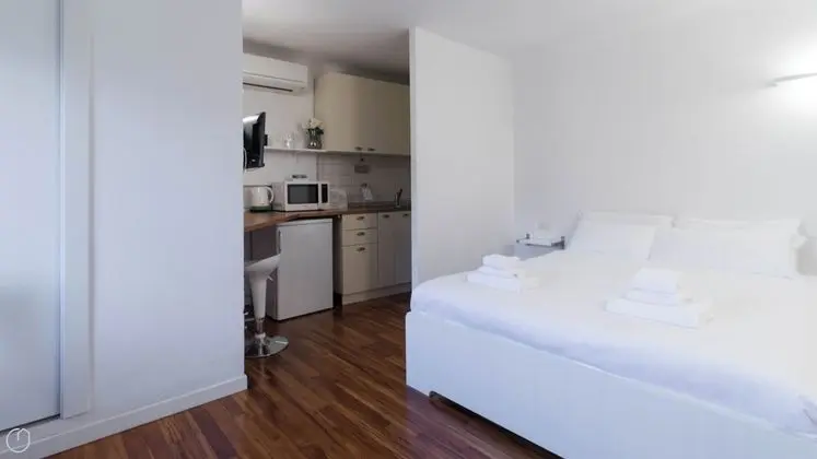 Italianway - Moscova 52 B - Öne Çıkan Resim