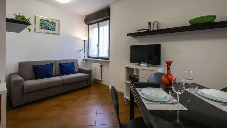 Italianway - Piazzale Unità d'Italia 3 - Öne Çıkan Resim