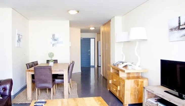 ITC Hospitality Group Two Bedrooms Greenmarket Suites Building - Oda Düzeni