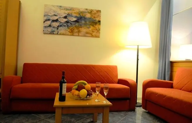 Ithea Suites Hotel - Oda
