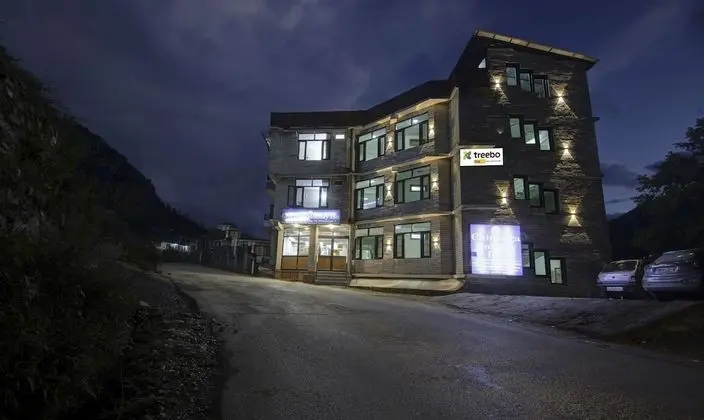 Itsy By Treebo - Chichoga Holiday Inn