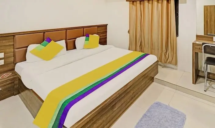 Itsy By Treebo - Radhe Residency