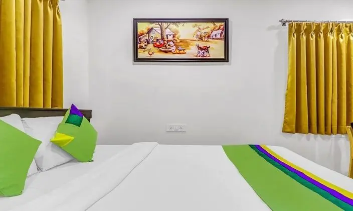 Itsy By Treebo - Royal Galaxy Kukatpally - Oda