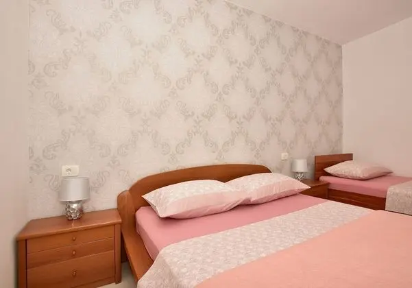 Ivana Apartments - Oda