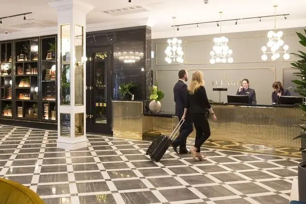 Iveagh Garden Hotel - Lobi