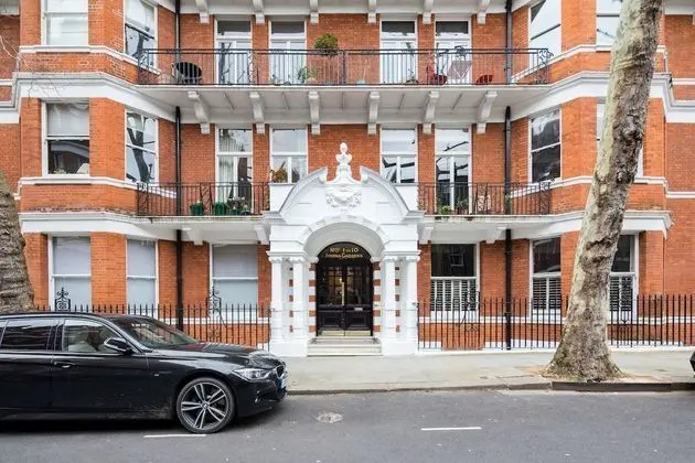 Iverna Gardens by Lime Street