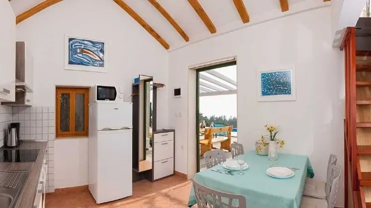 Ivo - House With Pool - H - Oda Düzeni