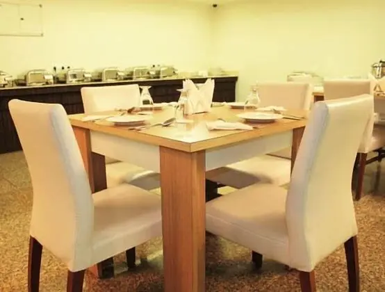 Hotel Ivory 32 - Yerinde Yemek