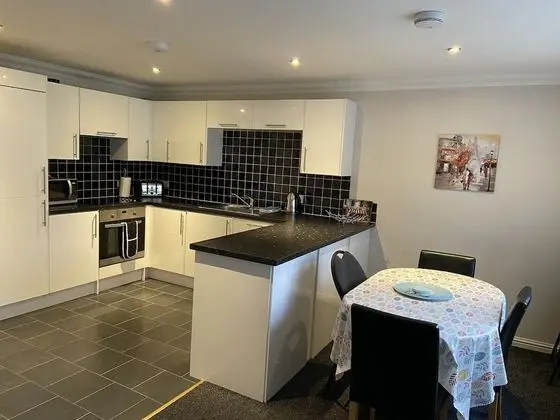 Ivy Cottage Serviced Accommodation - Mutfak