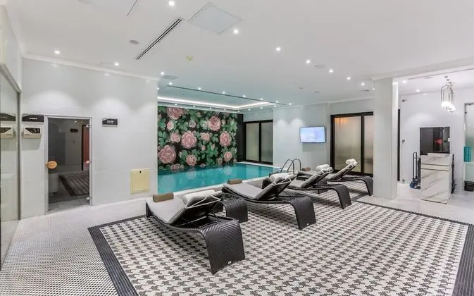 IVY GARDEN HOTEL BAKU - Havuz