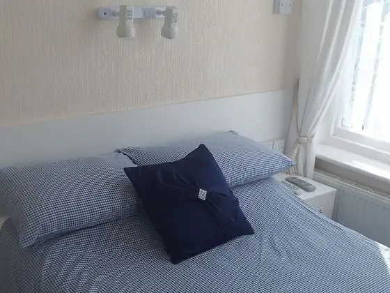 Ivydene Guest House - Oda