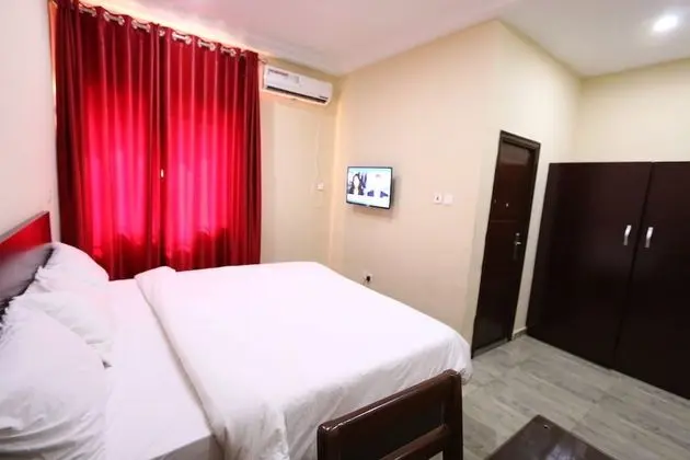 Iyore Grand Hotel & Suites 2 - Oda