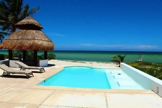 Iz Cay Luxury Ocean Front Villa - Plaj