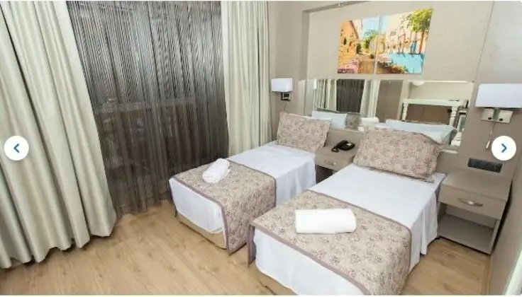 Hotel İz