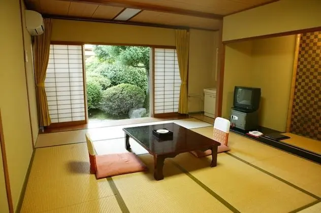 Izumokamigami Enmusubi No Yado Konya - Oda