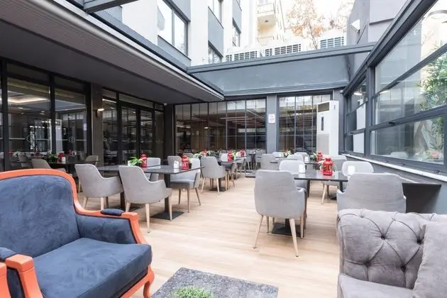 İzz Hotel Ankara
