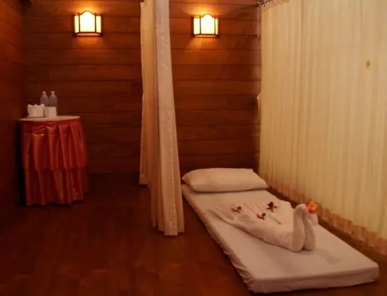 J A Villa Pattaya Hotel - Spa
