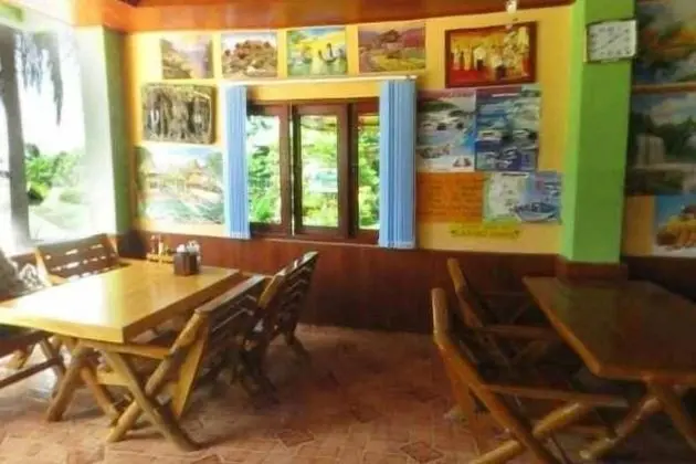 J.B.Hut Bungalows - Yerinde Yemek