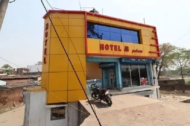 Hotel J. B Palace