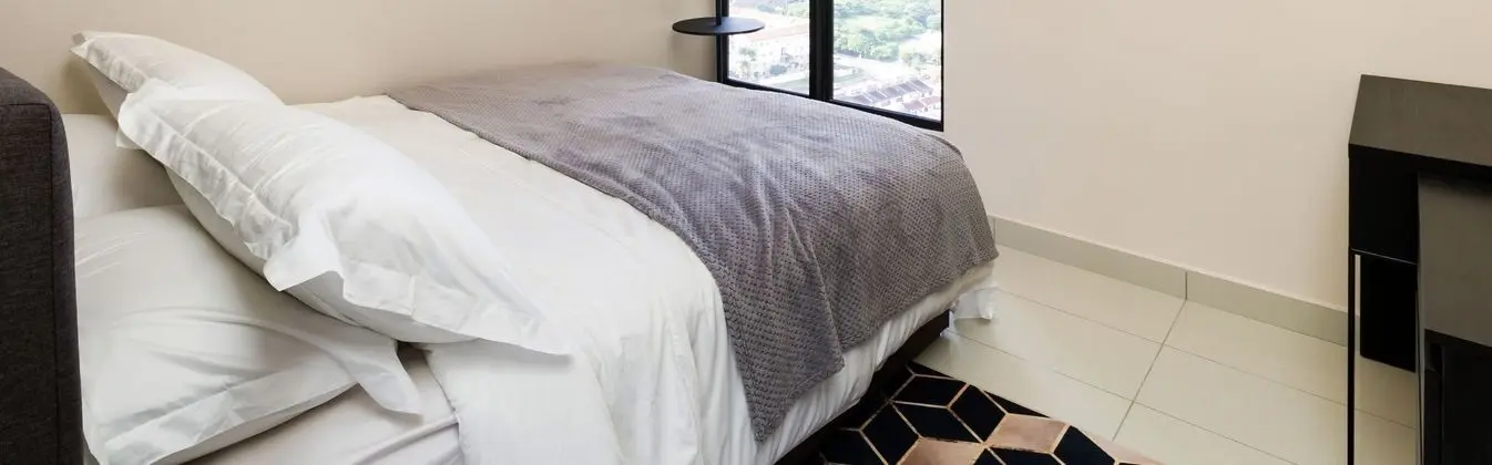 J DUPION BOUTIQUE SUITES BY NOWHERE - Oda