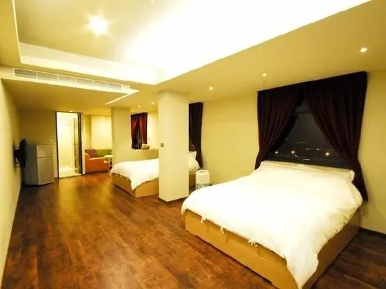 J.F Sleepless Ones Garden Hotel - Öne Çıkan Resim